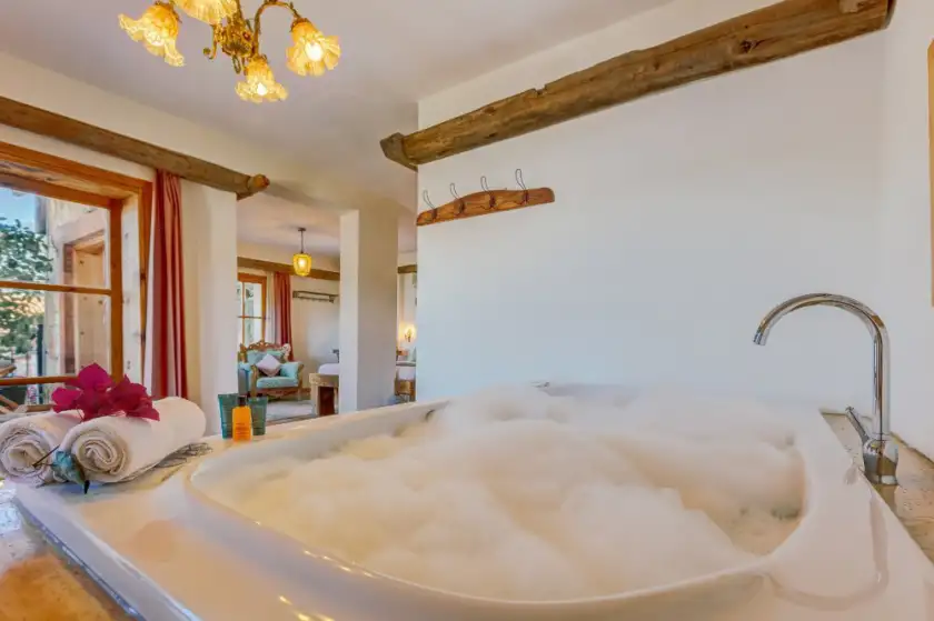 Antalya jakuzili bungalov oteller