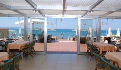 RESTAURANTTAN DENİZ MANZARASI