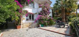 Evim Palace